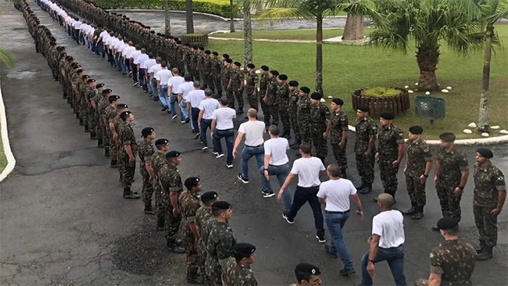 SERVIÇO MILITAR OBRIGATÓRIO