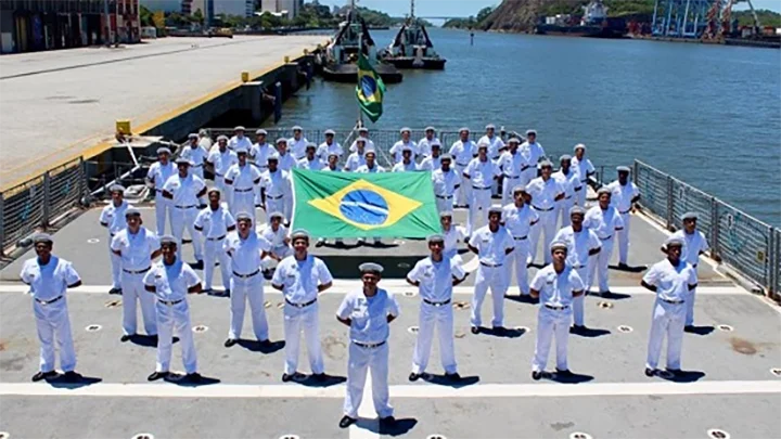 Saudação militar da Marinha